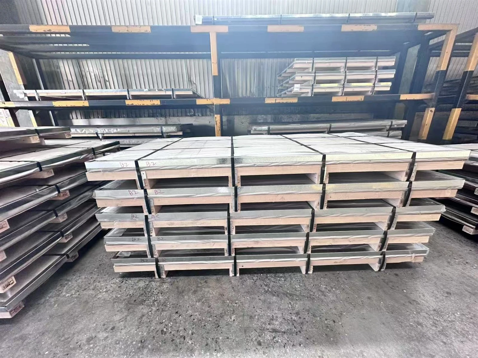 Wooden pallet packaging Wooden pallet packaging